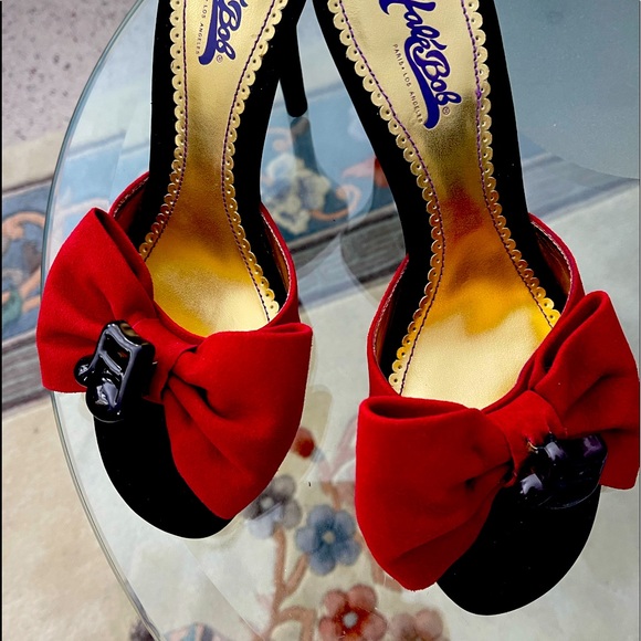 Hale Bob ALTERED Music note embellished heels 7.5 - Picture 3 of 10